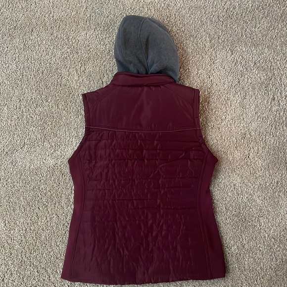 Cute Vest - Picture 4 of 4